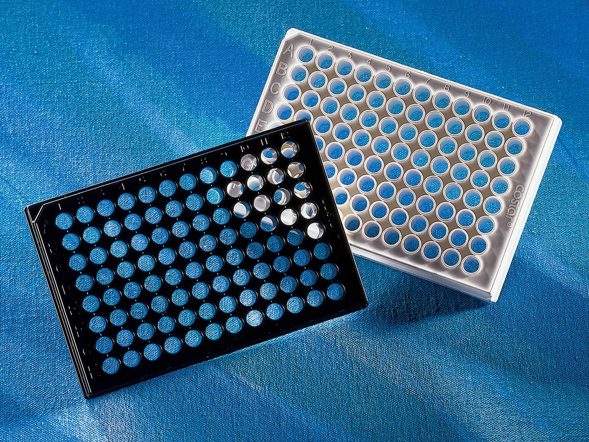 Corning® 96-well Flat Clear Bottom Black Polystyrene TC-treated Microplates, Individually Wrapped, with Lid, Sterile