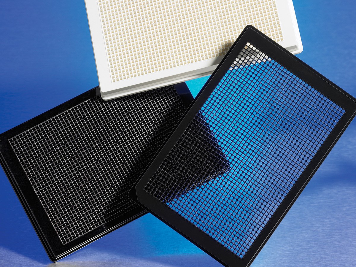Corning® 1536-well Black High Base Cyclic Olefin Copolymer Not Treated Microplate