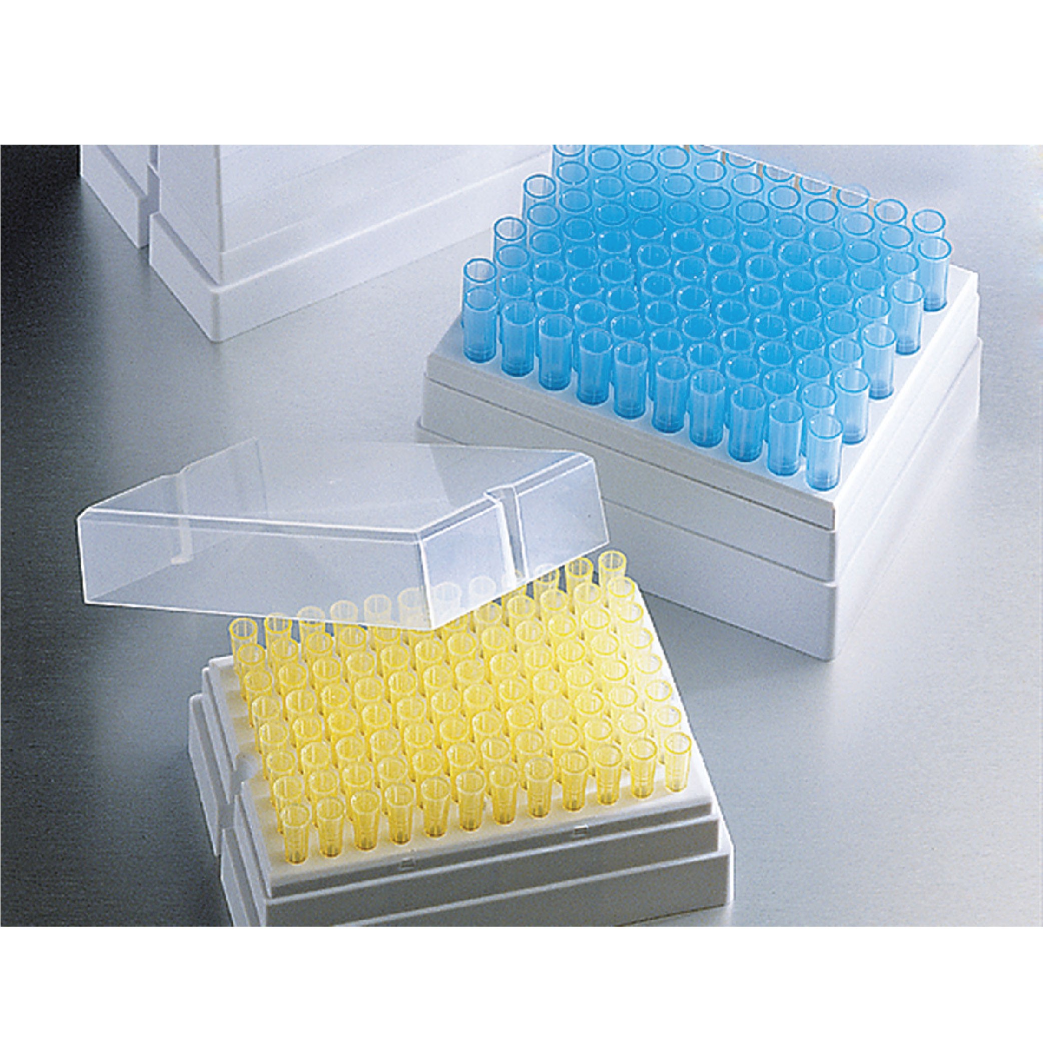 Corning® 100-1000 µL Universal Fit Racked Pipet Tips, Blue, Sterile